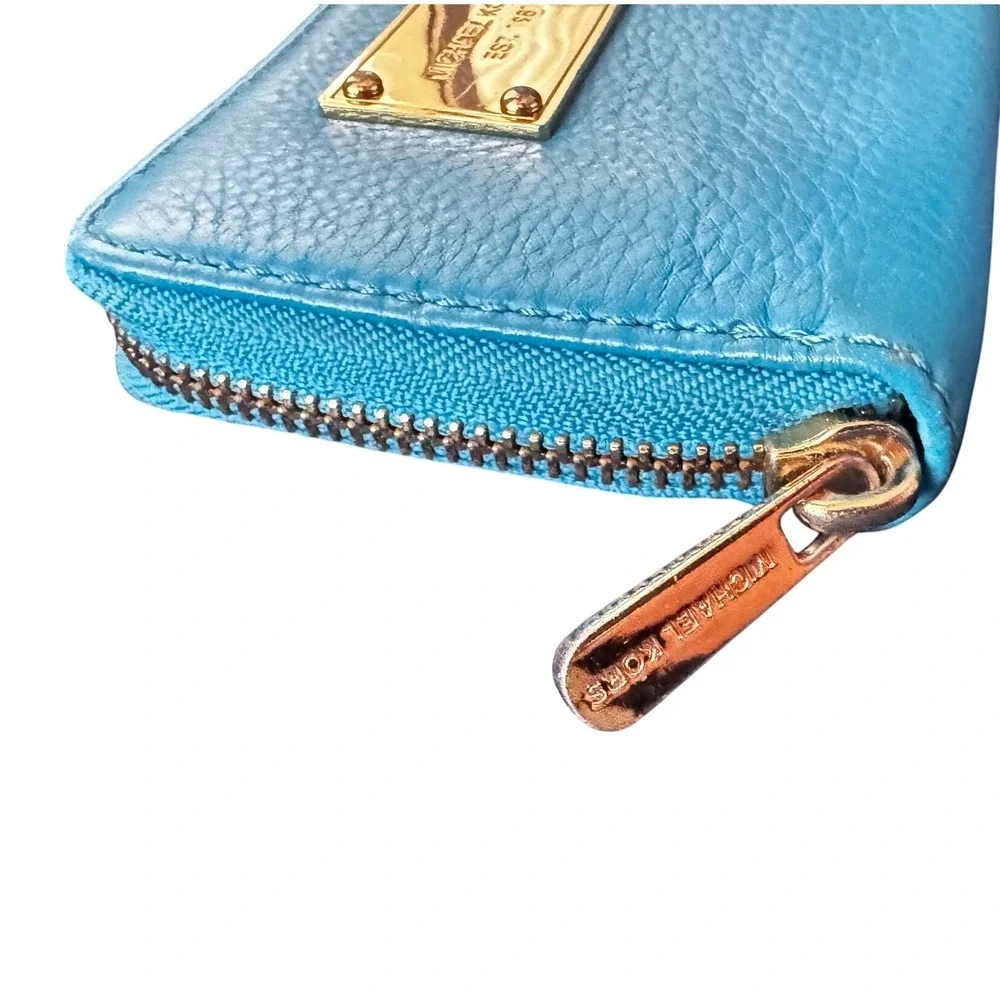 Michael Kors Turquoise Pebbled Leather Small Zip Around Wallet 35T1GT7F1L 4x4x1
